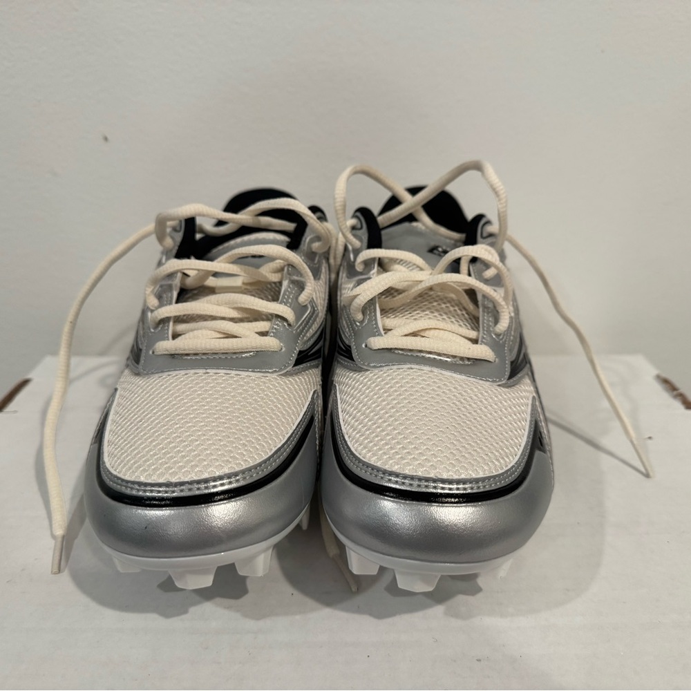 Enzo “Runnerz” (White/Silver)